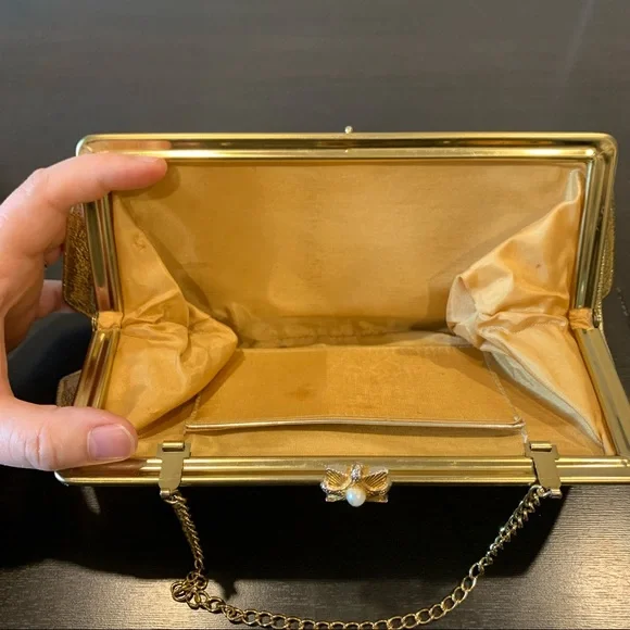 Vintage Metallic Gold Slim Framed Clutch with Clasp - Picture 2 of 5